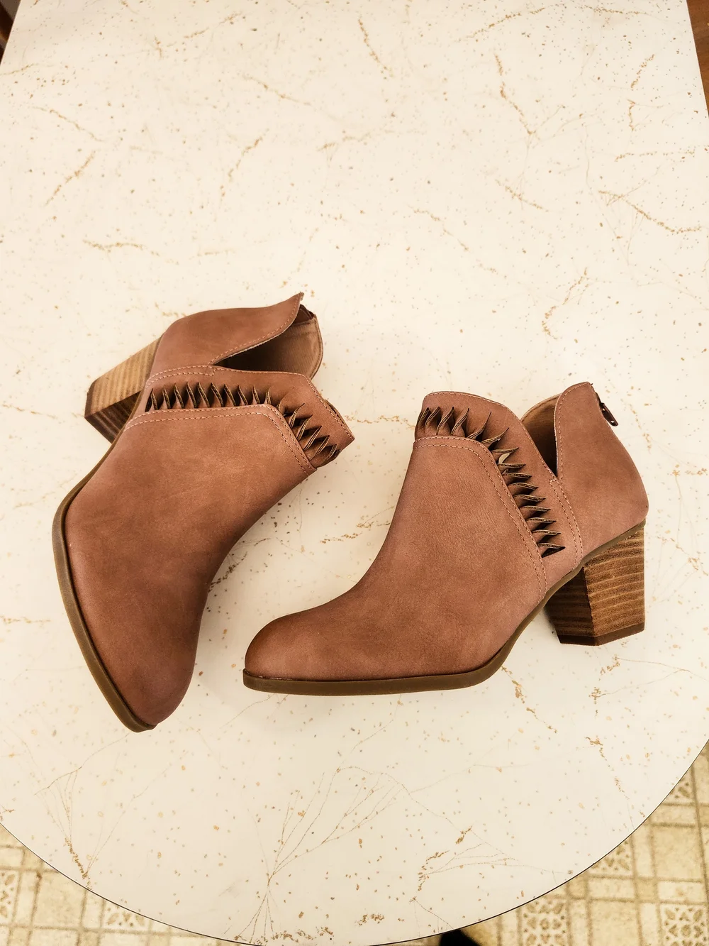 Dolce Vita women size